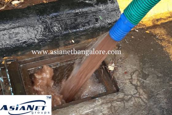 sewage tank cleaning